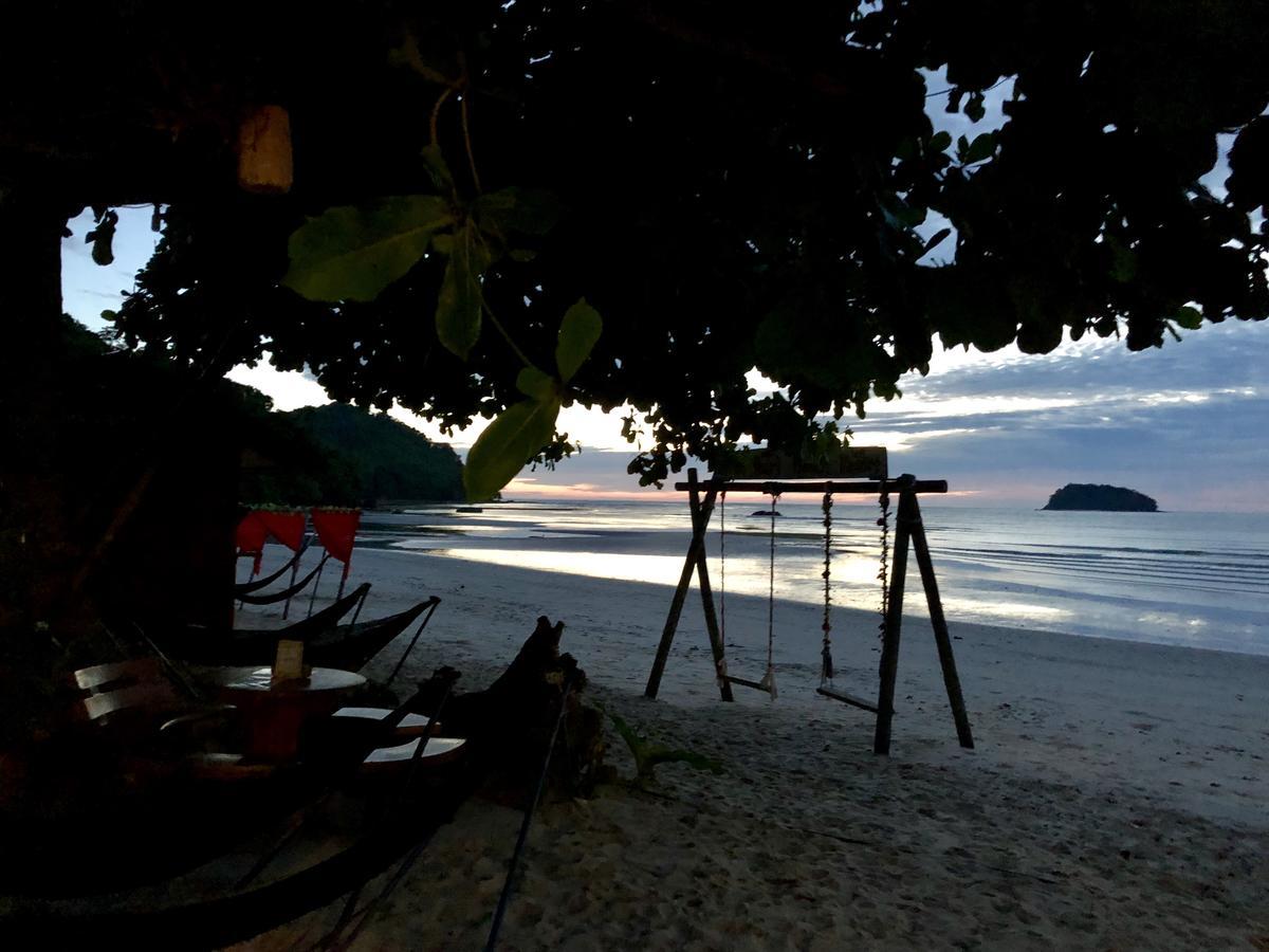 Dragon Pearl Beach Resort Kota Belud Екстериор снимка